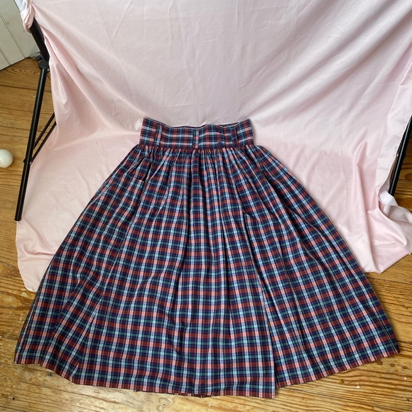 Vintage Benetton High Waist Plaid Wrap Full Skirt Made in Italy Size Medium - Picture 15 of 15